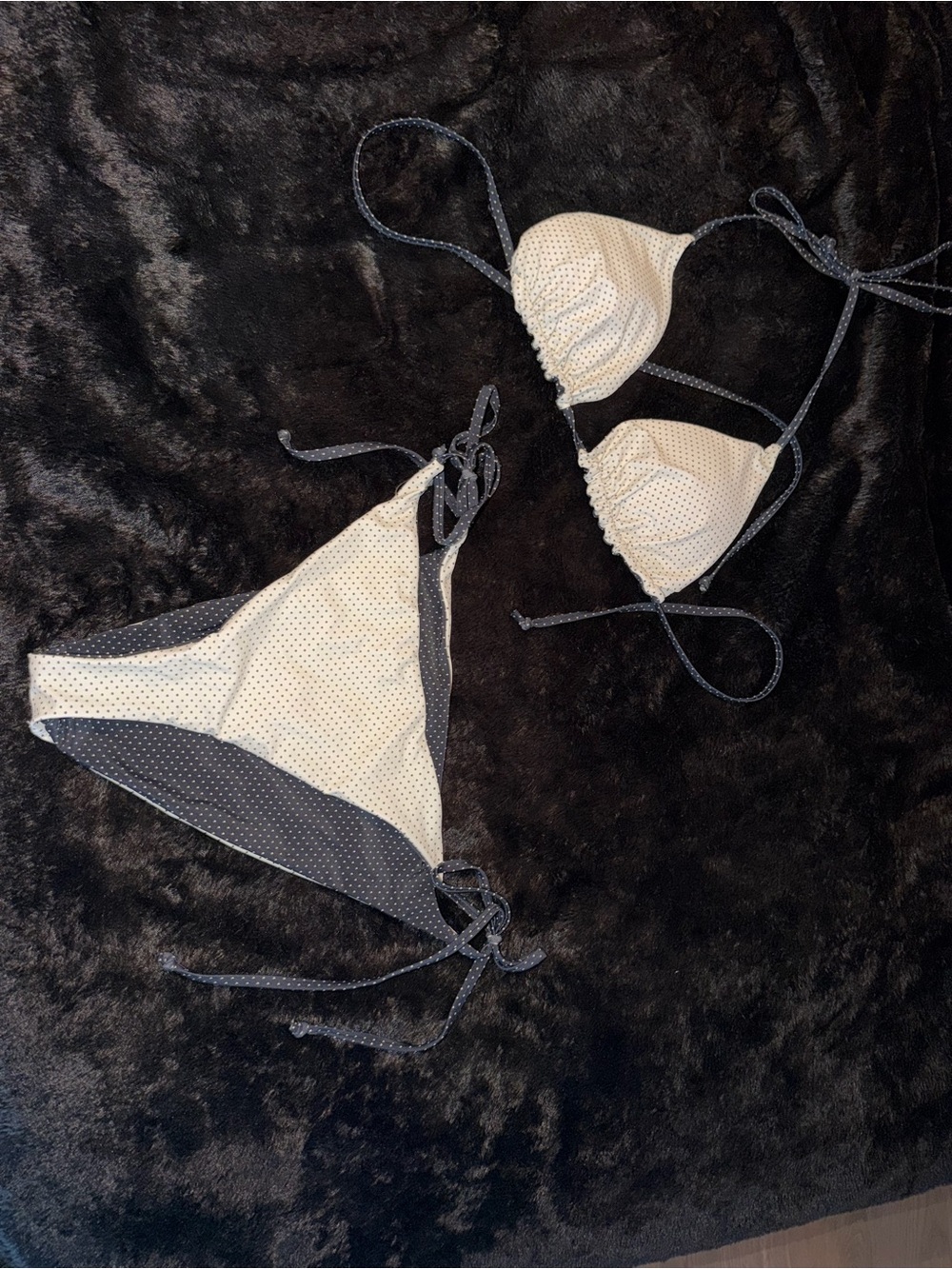 Reversible Polka Dot Tie-Side Bikini in White and black